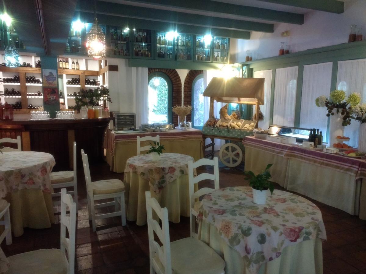 Meson De Sancho Hotel Тарифа Екстериор снимка